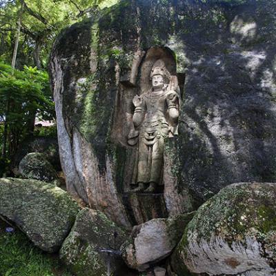 Kushta Rajagala Statue Mirissa Sri Lanka Attractions